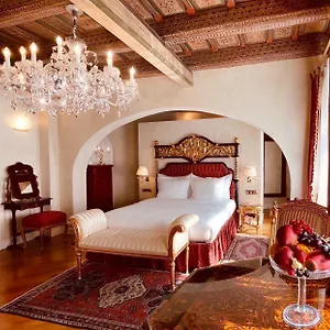 5* Hotell Alchymist Castle