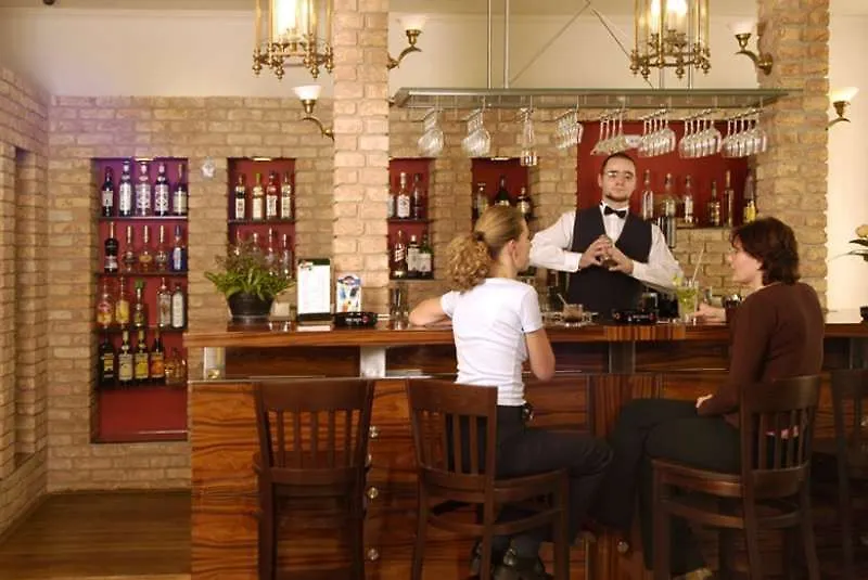 *****  Kosher Hotel King David Prague Czech Republic
